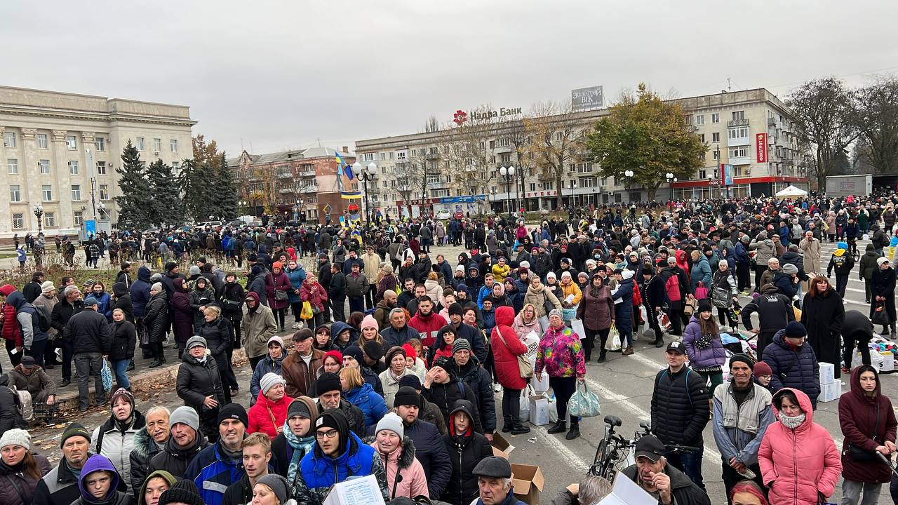 Українсько-ізраїльська медична місія FRIDA доставила до Херсона 15 тонн гумдопомоги